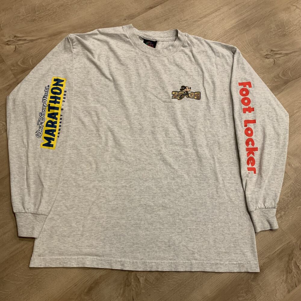 Vintage 90s/Y2K Disney Sports Walt Disney World Marathon Foot Locker T-Shirt XL